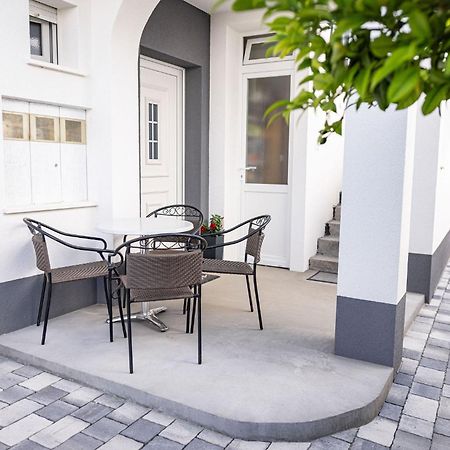 Apartments Veronika Trogir Extérieur photo