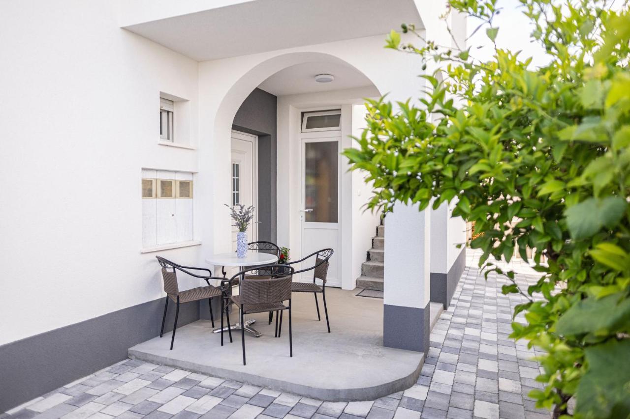 Apartments Veronika Trogir Extérieur photo