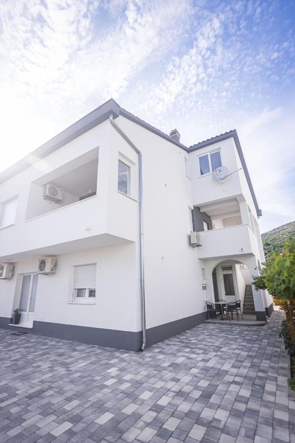 Apartments Veronika Trogir Extérieur photo